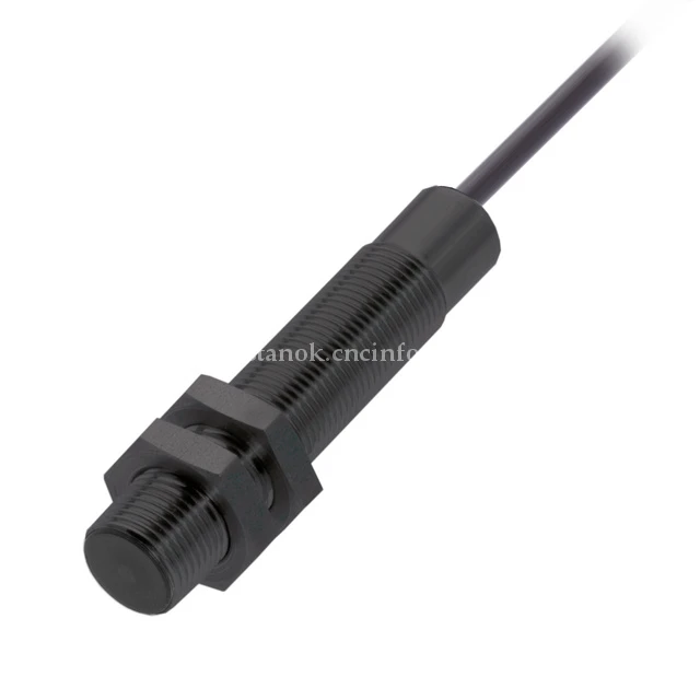 Датчик ёмкостный BALLUFF BCS M12BBI1-NOC40D-EP02